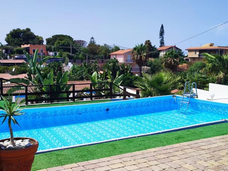 Al Meriggio Apartments Бруколи Экстерьер фото